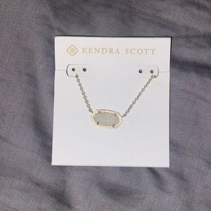 Gold white Sparkle Kendra Scott Necklace!